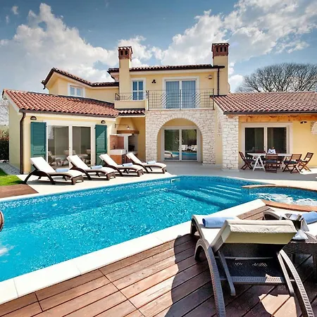 Nyaraló Santa Domenica